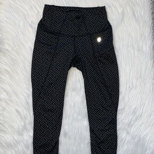 Capri Leggings by GGblue